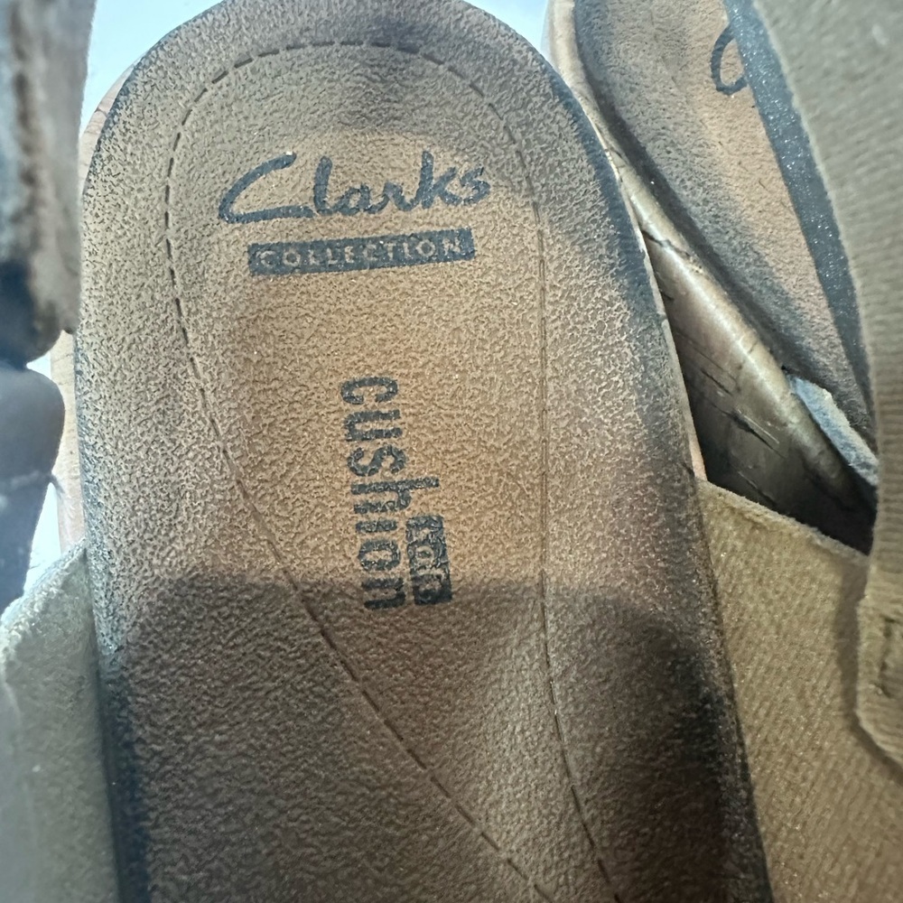 Clarks Women's Metallic Wedge Sandals - Picture 6 of 9